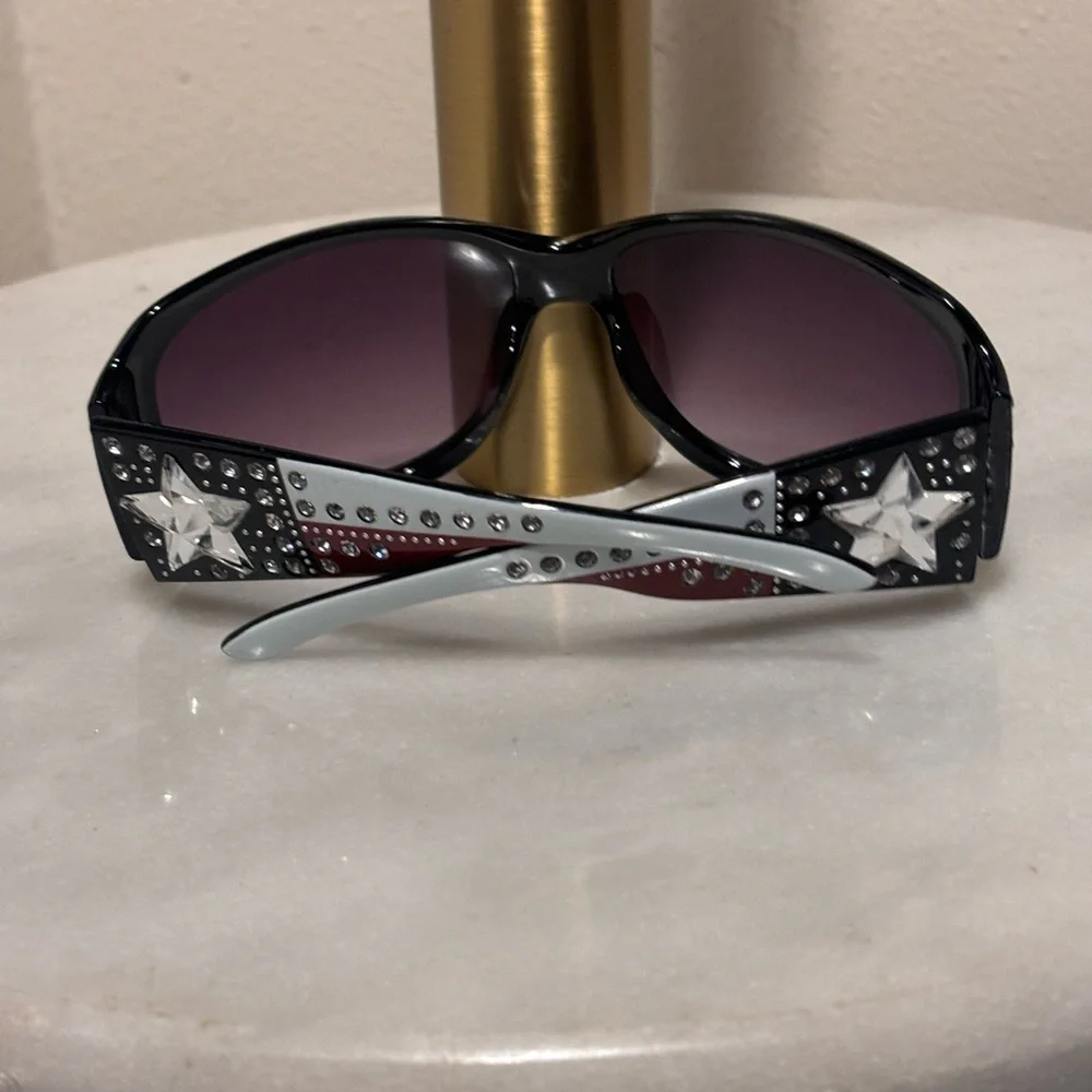 Star - Picture 2 of 4